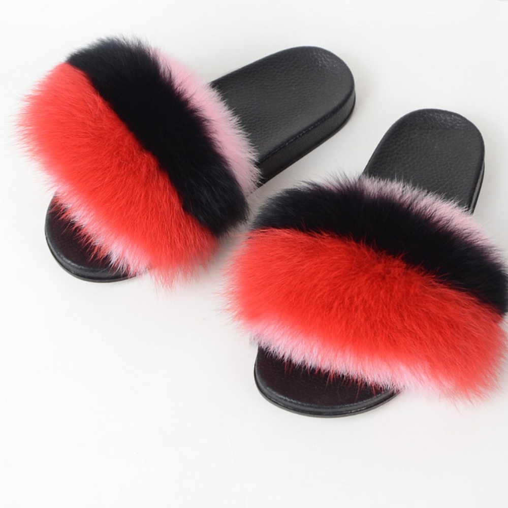 Show Stopping Fur slides!